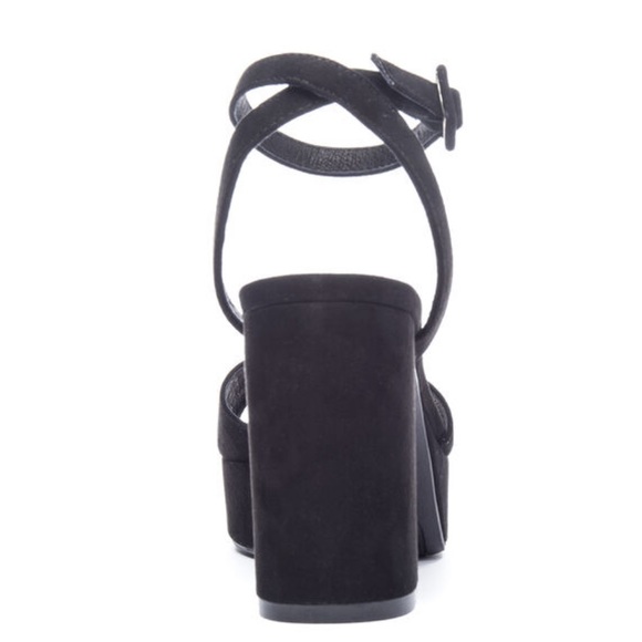 Black Retro Chick Block Heel Platform Sandal - Picture 6 of 6